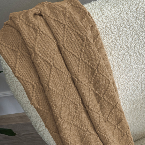 Deka Žakárová So Strapcami Neria 	Béžový Taupe 150x200 cm