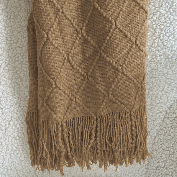Deka Žakárová So Strapcami Neria 	Béžový Taupe 150x200 cm